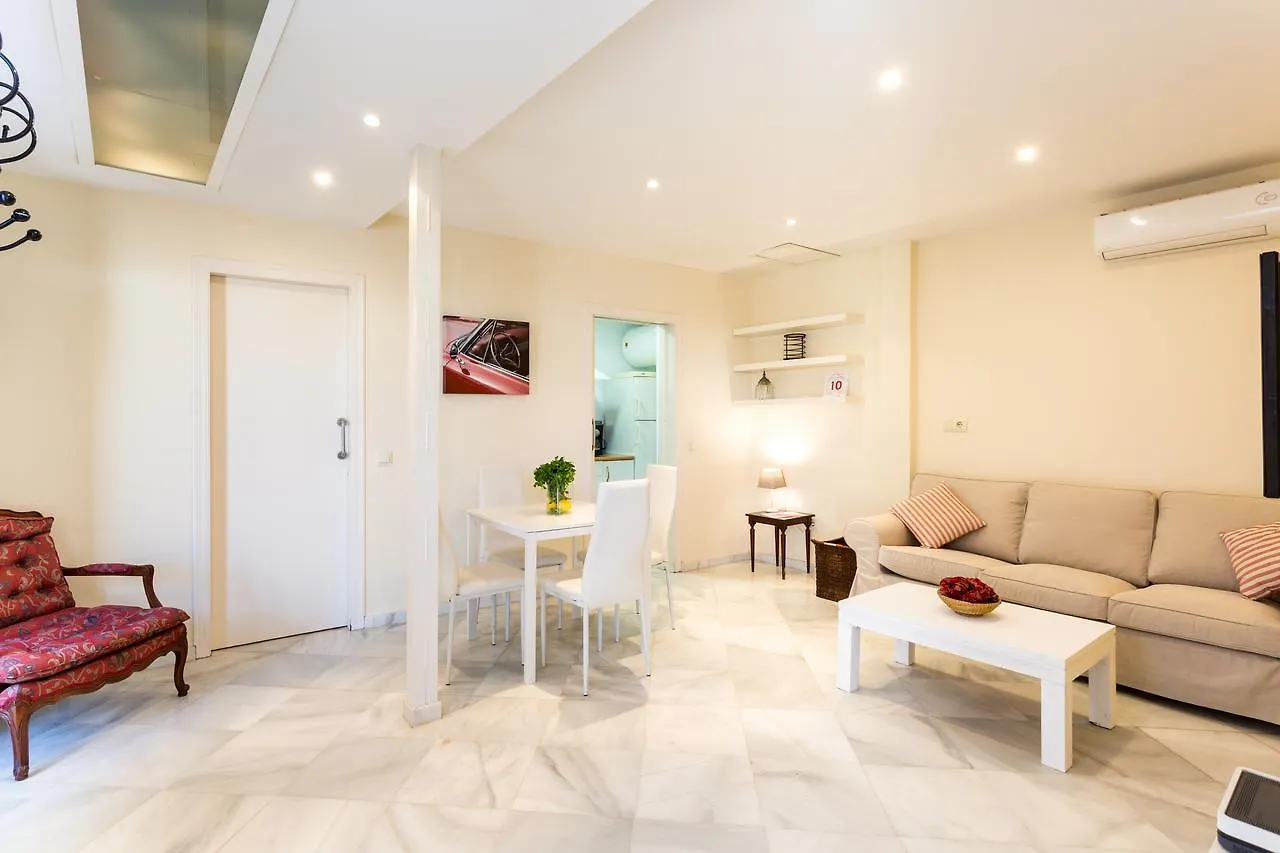 Plaza Nueva Duplex Apartment Seville