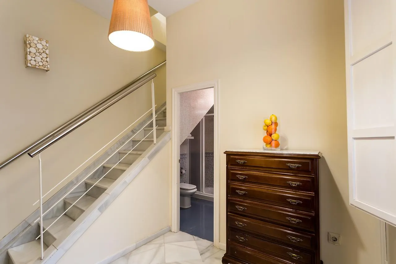 Plaza Nueva Duplex Apartment Seville