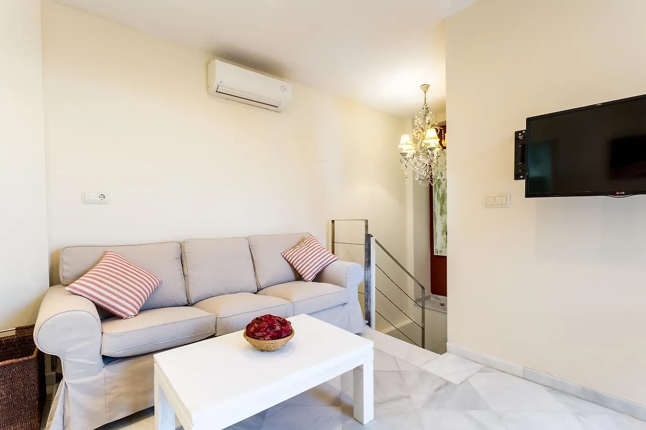 Plaza Nueva Duplex Apartment Seville